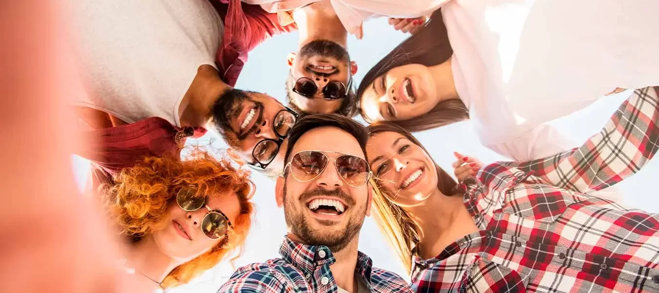 ¿Qué es la felicidad?  Estudio compara Ecuador y Rusia