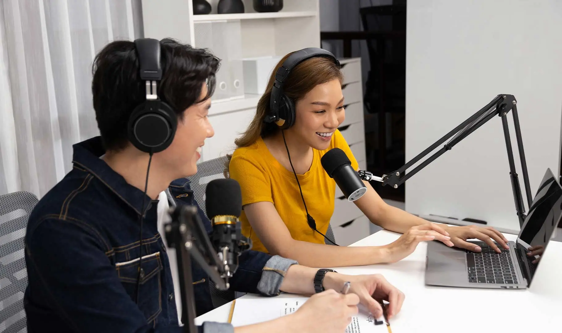 locutores-de-radio
